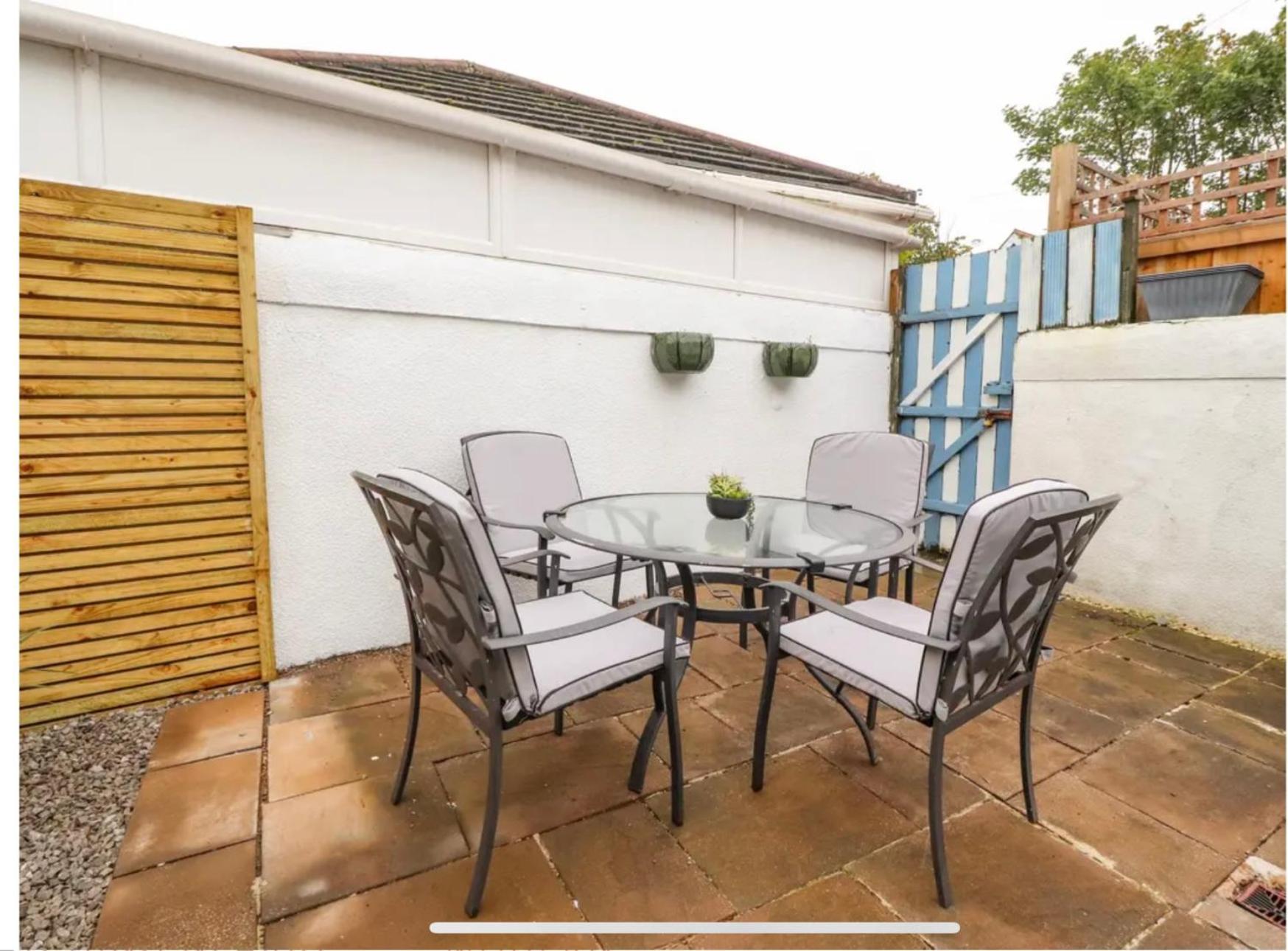 Kitty - 3 Bedroom - Warm And Welcoming - Sleeps 5 - *