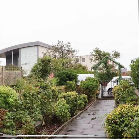Kitty Cottage - 3 Bedroom - Warm And Welcoming - Sleeps 5 - Blackpool Exterior foto